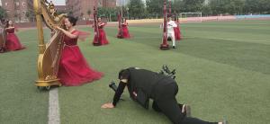 為了影視藝術而獻身